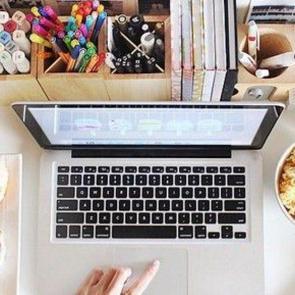 &Ccedil;alışma masalarınız &uuml;zerinde asla bulundurmamanız gereken eşyalar