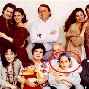 Ferhunde Hanımlar dizisinin Burak'ı &uuml;nl&uuml; sanat&ccedil;ının oğlu &ccedil;ıktı!