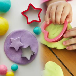 Nişastadan oyun hamuru tarifi! Evde oyun hamuru nasıl yapılır? Kurumayan oyun hamuru...