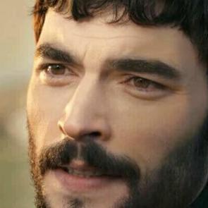 Akın Akın&ouml;z&uuml; sevenlerini uyardı: Nefesini kaybediyorsun!