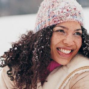 Kışın evde sa&ccedil; bakımı nasıl yapılır? Pratik sa&ccedil; bakımı