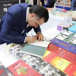 Yabancı dili okuyarak değil duyarak öğrenin