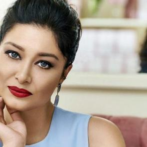 Nurg&uuml;l Yeşil&ccedil;ay'ın evdeki kablolarla başı dertte!