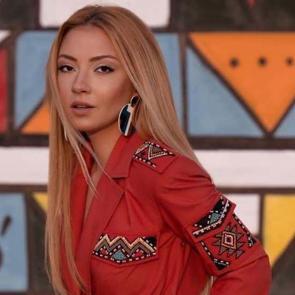 Ece Se&ccedil;kin'den b&uuml;y&uuml;k başarı!