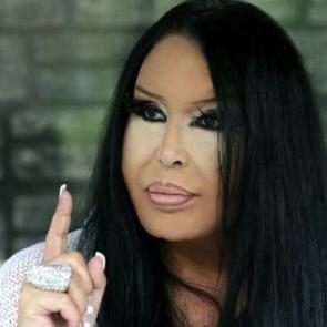 B&uuml;lent Ersoy, tepkilere cevap verdi: Hakaret etti diyorlarsa ispatlayacaklar!