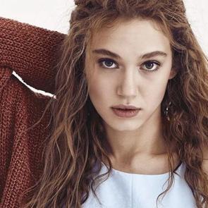 Melisa Şenolsun IMDb Starmetre listesinin ilk sırasında!