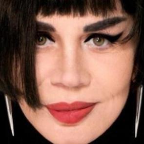 Sezen Aksu'dan ilgin&ccedil; a&ccedil;ıklama: Bizim evde Sezen dinlemek yasak!