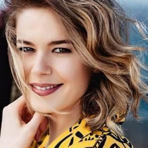Burcu Biricik'ten Koronavir&uuml;s uyarısı!