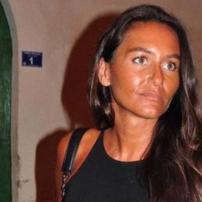 Eda Taşpınar abarttı! Bu kez de g&ouml;z&uuml;n&uuml; Iguana&rsquo;ya dikti