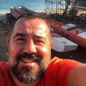 Ata Demirer tekne boyasına 50 bin TL &ouml;dedi!