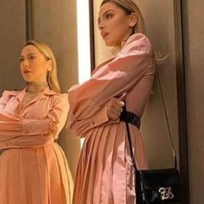 Şarkıcı Hadise'nin fotoğrafı olay oldu! &Ouml;zge Ulusoy ile karıştırıldı...