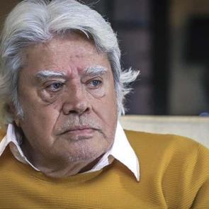 Usta oyuncu C&uuml;neyt Arkın İdlib şehitlerine ağladı!