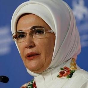 Emine Erdoğan İdlib paylaşımıyla duygularını dile getirdi!