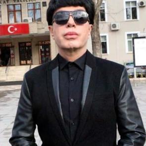 Yılmaz Morg&uuml;l'den şehit ailesinin evine ziyaret