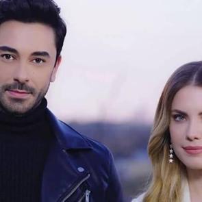 G&ouml;khan Alkan Yasak Elma dizisine katıldı! İşte ikiliye dair ilk kare... G&ouml;khan Alkan kimdir?