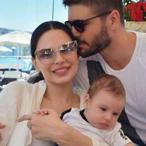 Almeda Abazi'nin oğlu Efehan sosyal medyanın fenomeni oldu!