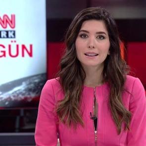 CNN T&uuml;rk spikeri G&ouml;zde Atasoy, 14 g&uuml;n kuralını &ccedil;iğneyip yayına &ccedil;ıktı! G&ouml;zde Atasoy kimdir?