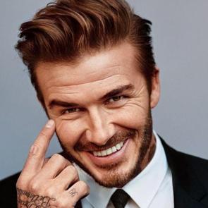 Davİd Beckham ve &ccedil;ocukları da sağlık&ccedil;ıları alkışladı!