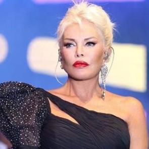 S&uuml;perstar Ajda Pekkan peşine d&uuml;şt&uuml;ğ&uuml; 10 yıllık davayı kazandı!