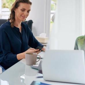 Uzmanların &ouml;nerileriyle evden &ccedil;alışırken motive olmak i&ccedil;in nasıl giyinilmeli?