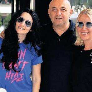 Sinan Engin'in eşi Ayşe Engin: 'Dışarı &ccedil;ıkmayı kahramanlık zannediyorlar!'