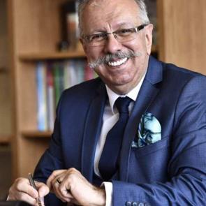 Prof. Dr. Oğuz &Ouml;zyaral Koronavir&uuml;se yakalandı