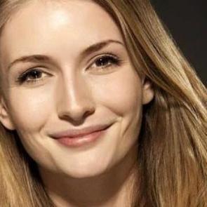 Oyuncu Yasemin Allen'den ilgin&ccedil; a&ccedil;ıklama: Okuduğum kitabın aynı sayfasını 7. kez okuyorum 