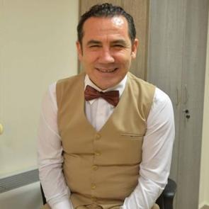 Ferhat G&ouml;&ccedil;er'den anlamlı destek: İhtiya&ccedil;  olursa doktorluğa d&ouml;nerim!