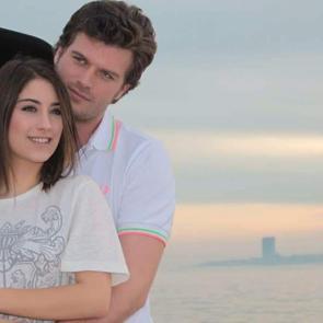 Hazal Kaya'dan eski partneri Kıvan&ccedil; Tatlıtuğ'a &ouml;vg&uuml; dolu s&ouml;zler! 