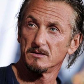 Hollywood oyuncusu Sean Penn, g&ouml;n&uuml;ll&uuml; olarak koronavir&uuml;s testi yapıyor