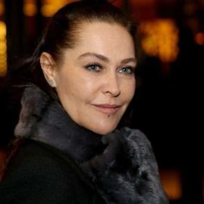 H&uuml;lya Avşar'dan h&uuml;k&uuml;mete &ouml;zel teşekk&uuml;r paylaşımı!