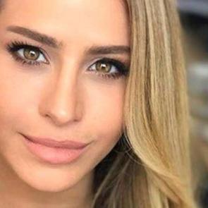 B&uuml;şra Pekin'in 2020 seyahat temalı videosu sosyal medyayı salladı!