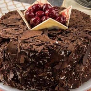 Evde vişneli karaorman pastası tarifi