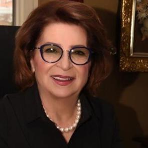 &Uuml;nl&uuml; psikiyatr ve yazar G&uuml;lseren Budayıcıoğlu'ndan TRT'de program!