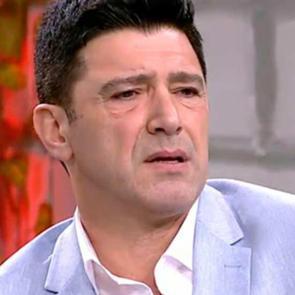 &Uuml;nl&uuml; sunucu Hakan Ural canlı yayında Batı sevicilerini yerden yere vurdu!