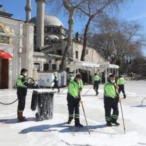 Ey&uuml;psultan&rsquo;da koronavir&uuml;se karşı seferberlik s&uuml;r&uuml;yor
