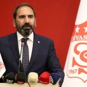 Mecnun Otyakmaz: İlk 11 oluşturmakta zorluk &ccedil;ekiyoruz
