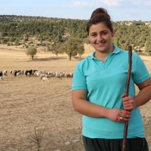 Radikal karar! Sıfırdan başladı ve işleri b&uuml;y&uuml;tt&uuml;