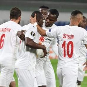 &Uuml;lke futbolu Sivasspor'a duacı!