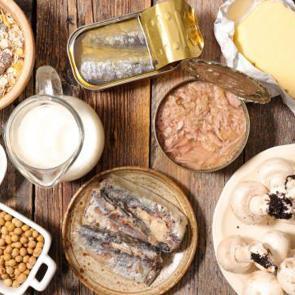 D vitamini eksikliği belirtileri nelerdir? D vitamini i&ccedil;eren yiyecekler hangileridir?