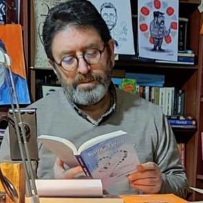 Uğur Canbolat'ın 7’nci kitabı  “Kalbi Tutan Mektuplar” okuyucuyla buluştu