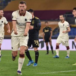 Dzeko, Roma'yı yarı finale taşıdı!