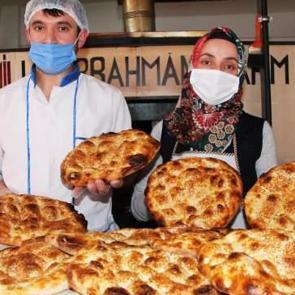 Amasya’da sıcak pideler İmren ustadan