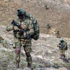 "Hudut Kartalları" Ramazan’da vatan nöbeti tutuyor