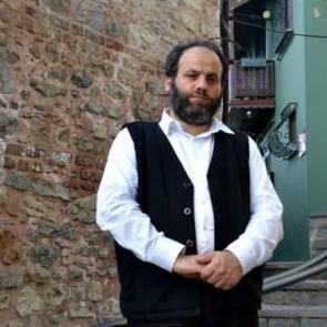 Merhum Asım Gültekin'in kaleminden 'Uçtun Yine Deli Gönül' çıktı