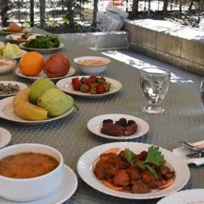 Uzmanlardan 'toplu iftarlardan kaçının' uyarısı