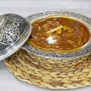 Meftune yemeğinin olmazsa olması: Sumak ve sarımsak