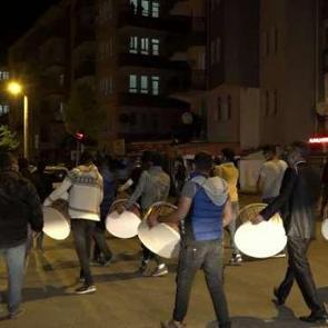 Son sahurda Abdal sanatçılarının muhteşem gösterisi