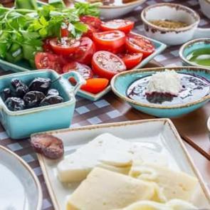 Uzmanından beslenme önerileri, bayramı sağlıklı geçirin