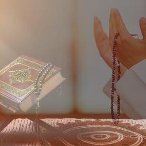 Muharrem ayında yapılacak ibadetler nelerdir? Muharrem ayı namazı ka&ccedil; rekat? Zikir ve Dualar...